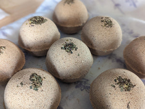 Abundance Ritual Bath Bomb | Milk + Musky Spice Luxury Bathing Experience