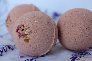Feel That Love Ritual Bath Bomb | Milk + Rose Luxury Bathing Experience
